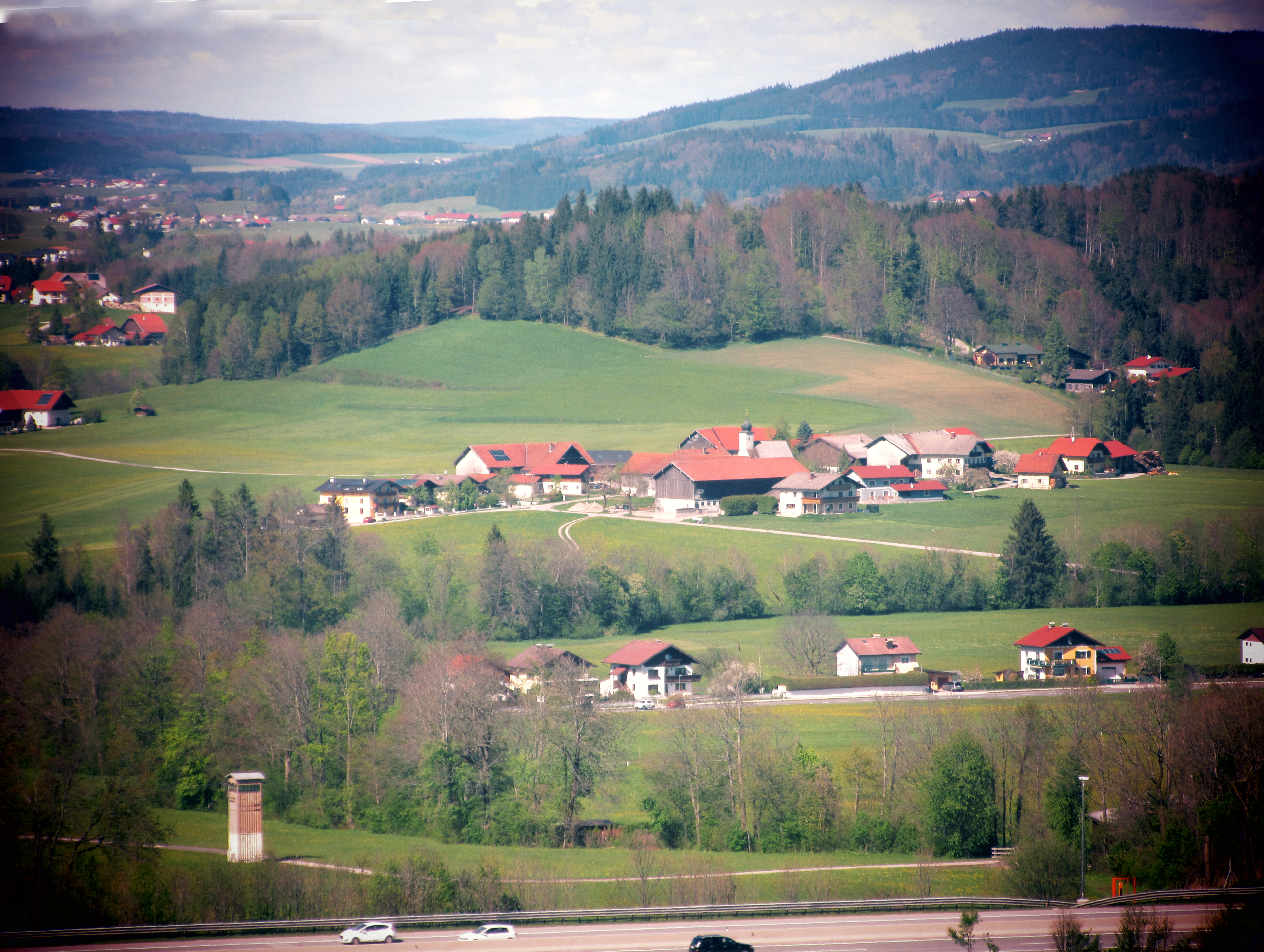 Unzing, Ansicht vom Eugendorferberg aus