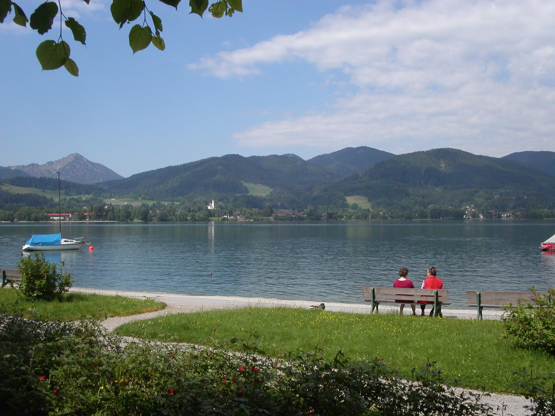 Idylle am Tegernsee, Blick zum Westufer