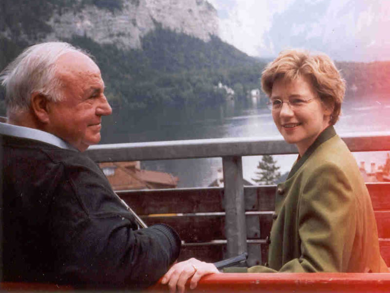 Helmut Kohl und Maike Richter 2003