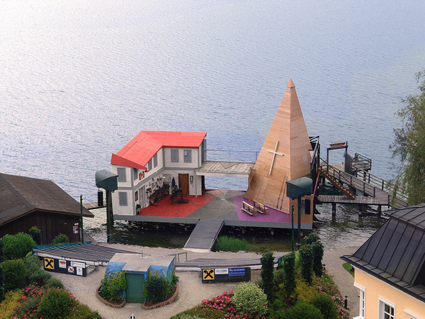 Datei:Seebuehne Seeham.jpg