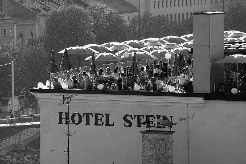 Datei:Steinterasse 1.JPG