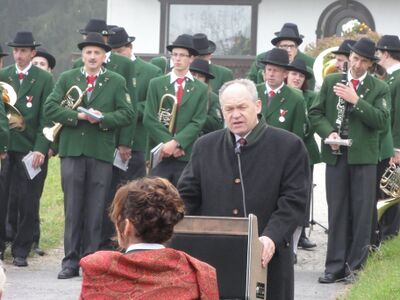 Bezirkshauptmann Mag. Reinhold Mayer bei einer Veranstaltung des Thalgauer Bildungwerkes in Egg im Okt. 2012
