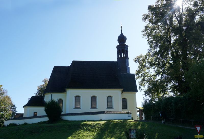 Datei:Wallfahrtskirche Maria Hilf, September 2019.jpg