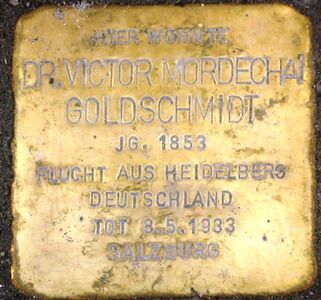 Stolperstein für Victor Goldschmidt (* 1853; † 1933); in der Paris-Lodron-Straße Nr. 18