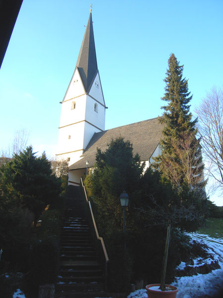 Datei:R0010958 mit Kirchenstiege.jpg