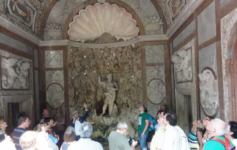 Die Neptungrotte mit dem Germaul