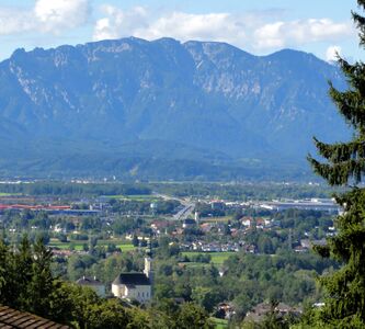 Blick auf Kirchen vom Hochgitzen am 28.8.2011.