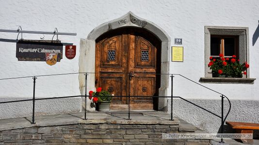 Der Eingang in das Lebensorghaus.