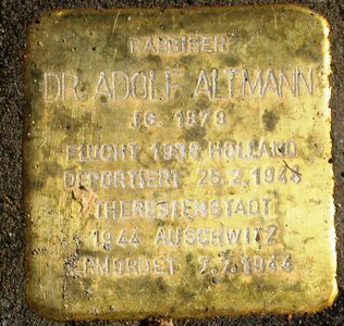 Stolperstein für Adolf Altmann (* 1879; † 1944); in der Lasserstraße Nr. 8