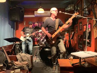 RIFFWERK im Rock-Café Oldtimer