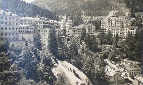 Badgastein mit Gasteiner Wasserfall vor 1928, historische Ansichtskarte.