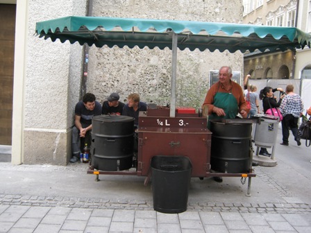 Datei:Maronimann am Hagenauerplatz.jpg