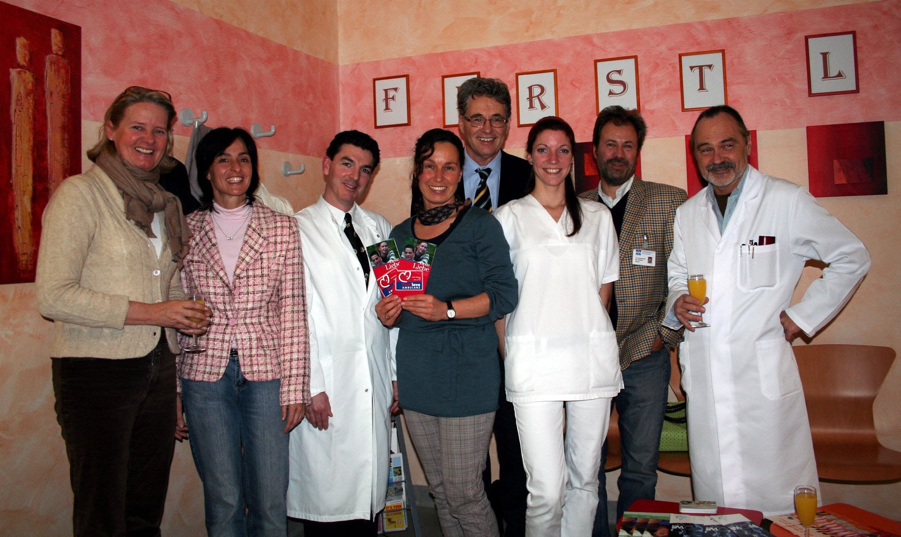 Gruppe mit Herwig Schmiedl, 3. von links