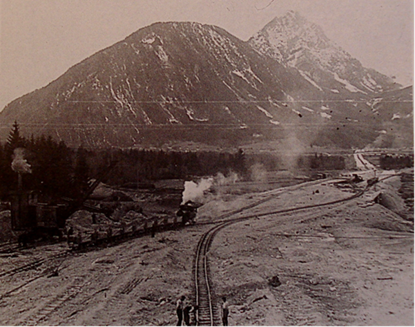 Datei:Autobahnbau am Walserberg im Jahr 1938.png