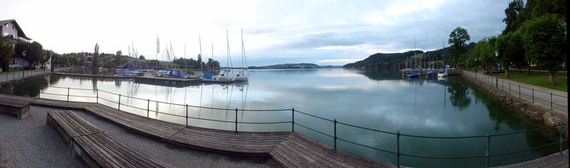 Datei:Strandpromenade in Mattsee.jpg