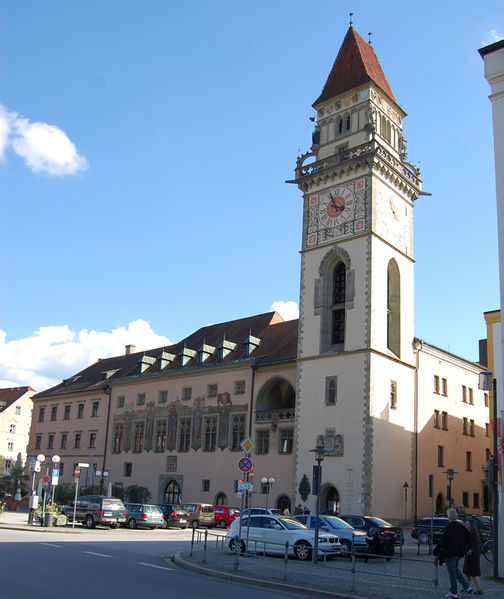 Datei:Rathaus der Stadt Passau.JPG