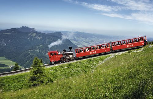 Schafbergbahn Schafbergalm.jpg