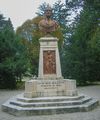 Denkmal für Dr. Wirer im Kurpark.JPG