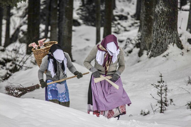 Datei:Rauriser Schnabelperchten.jpg