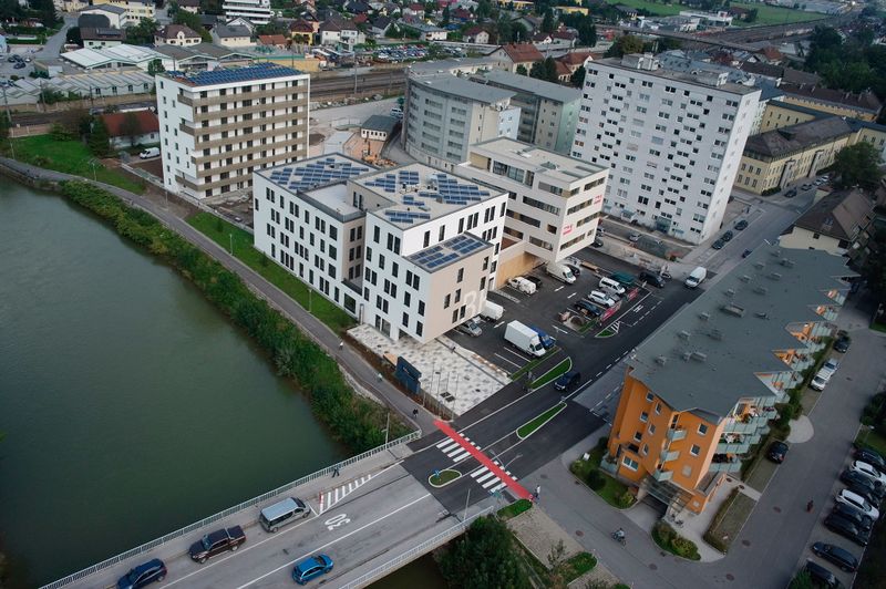 Datei:Bezirkshauptmannschaft Hallein 2016 03.jpg