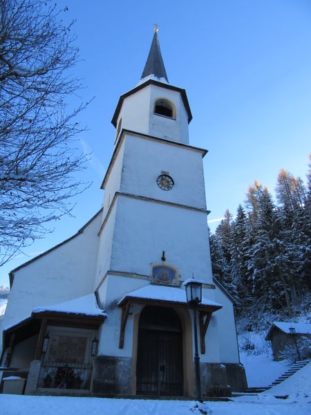 Datei:Wallfahrtskirche Werfenweng, Eingangsseite.JPG