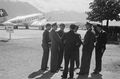Swissair Crew 1950 Flughafen Salzburg.jpg