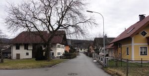 Knollengut in Oberalm.jpg