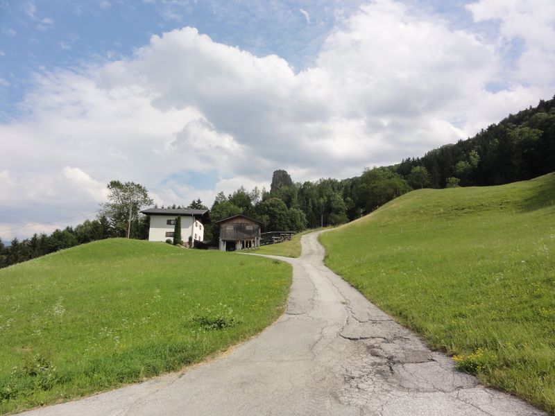 Datei:Kumpfmüllerweg beim Oberbrandreit-Gut.jpg