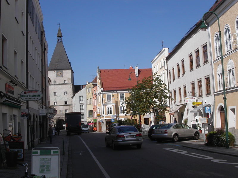 Datei:Stadtplatz.jpg