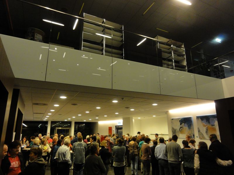 Datei:Pausenfoyer im K.U.L.T..jpg