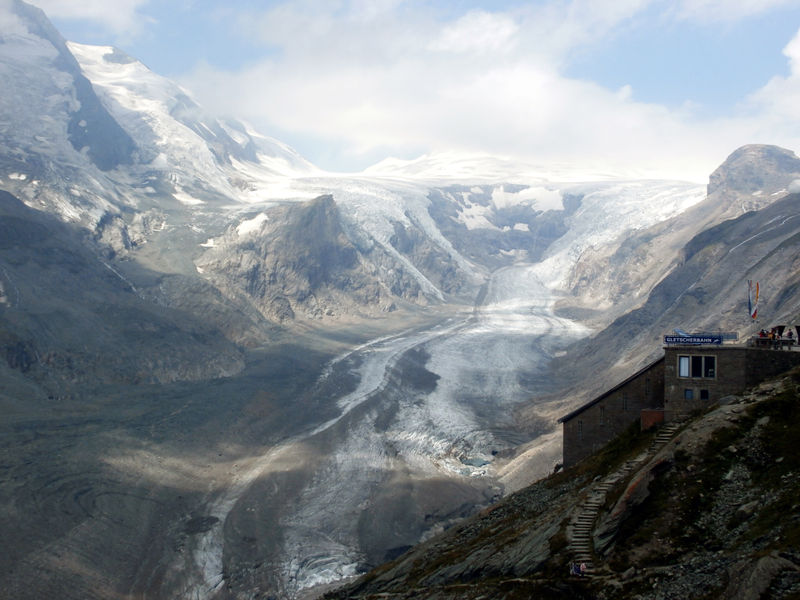 Datei:Pasterze, Gletscherbahn.JPG