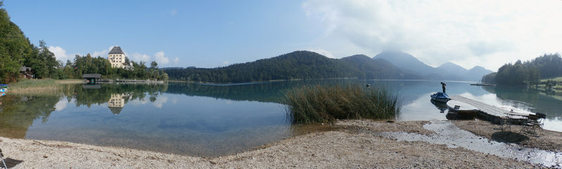 Datei:Herbstbeginn am Fuschlsee.JPG