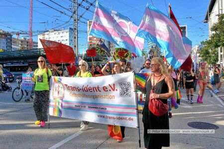 2025 09 06 Pride Parade Salzburg 09.jpg