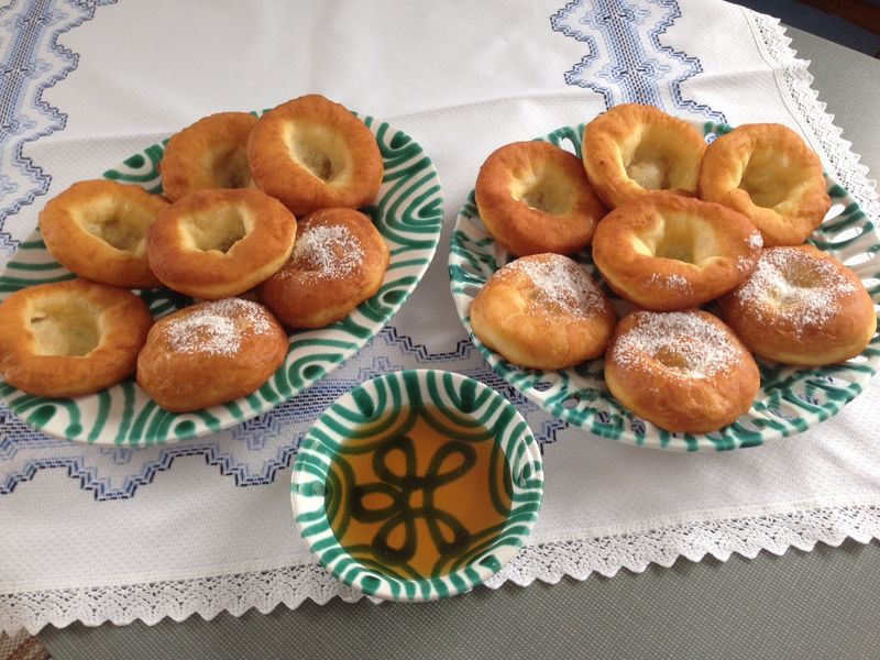 Datei:Honigkrapfen.jpeg
