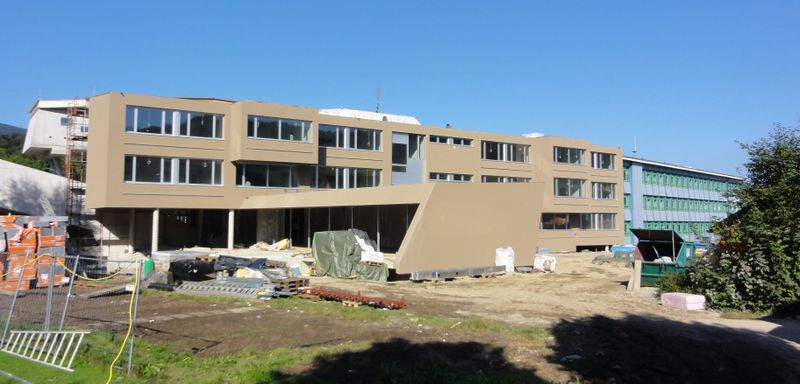 Datei:Volksschule 7.9.2012.JPG