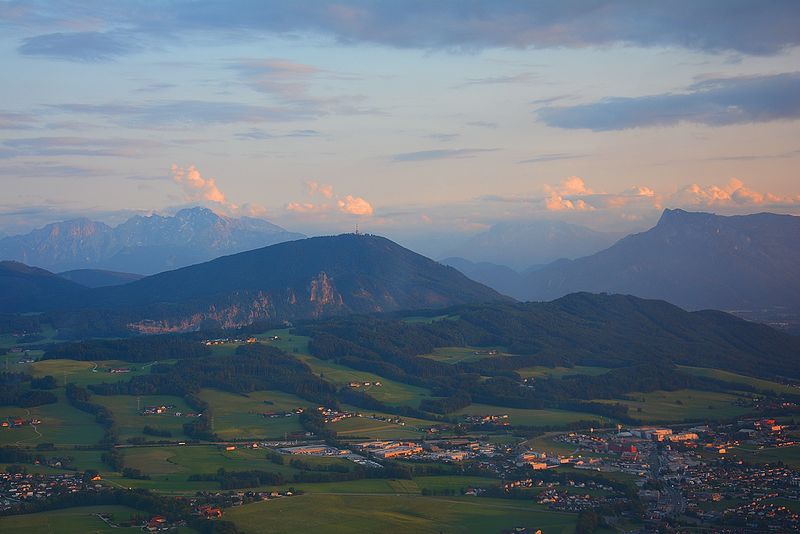 Datei:Eugendorf Gaisberg Heuberg.jpg